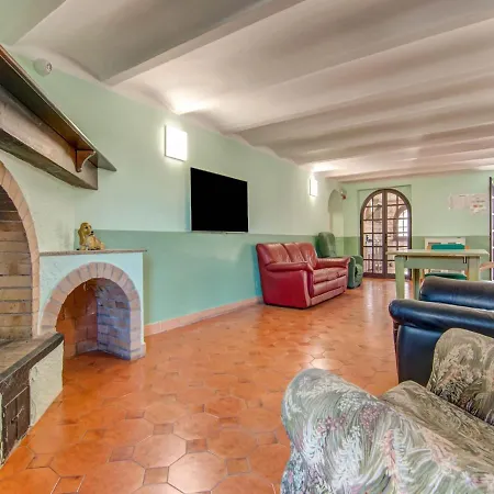Villa Cozy In Sant Elpidio A Mare 4km From The Beaches Sant'Elpidio a Mare